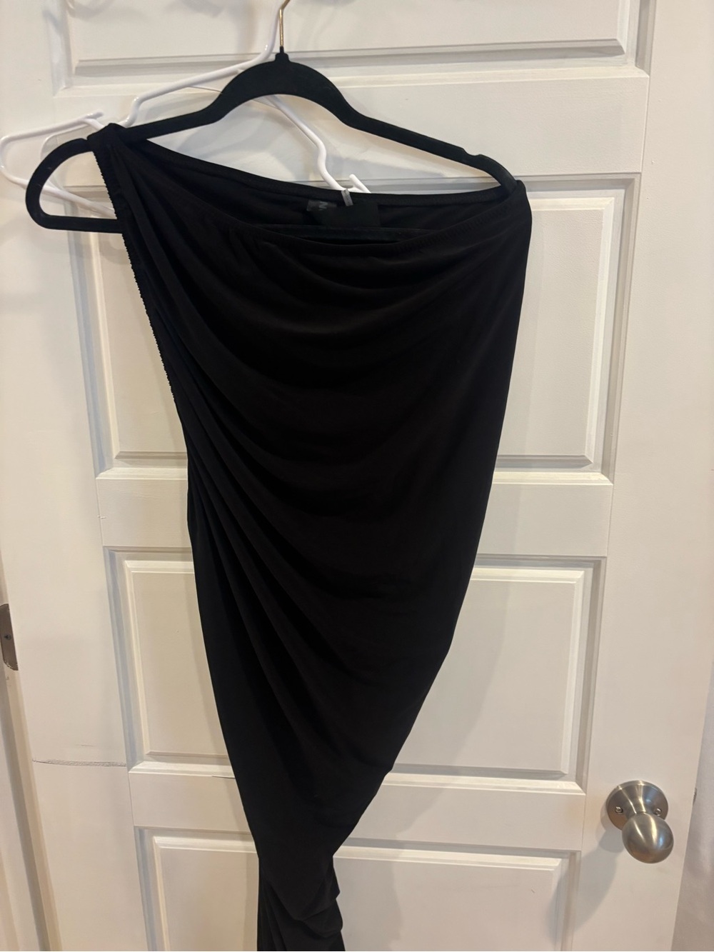 Norma Kamali Diana Gown - Picture 6 of 8